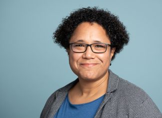 Pflegenotstand: Wofür braucht es studierte Pflegefachkräfte? Miriam Richter ist Studiengangsbeauftragte des dualen Studiengangs Pflege an der HAW Hamburg. Foto: HAW Hamburg