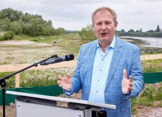 Umweltsenator Kerstan zieht sich aus Politik zurück Umweltsenator Jens Kerstan.