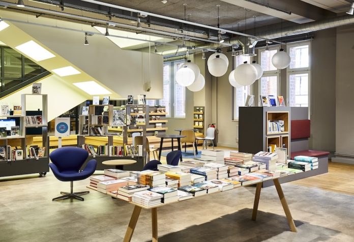 Blick in die Zentralbibliothek der Hamburger Öffentlichen Bücherhallen am Hühnerposten. Foto: Christoph Keller/dpa