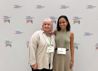 Klimawandel: “Wir erwarten immer, dass uns jemand rettet” Areej Alsayed und Alicia Amancio auf der Hamburg Sustainability Conference. Die beiden sprechen über Klimawandel und über Klimagerechtigkeit.