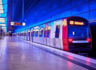 Neue U4-Haltestelle: Hier über den Namen abstimmen Die U-Bahn fährt in der Hafencity ein.