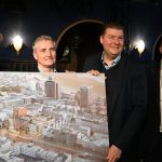 Paloma-Viertel: Pläne für die neue Bebauung stehen fest Frank Gerhard Schmidt (l-r), Vorstandsmitglied von Quantum Immobilien, Thomas Krebs, Vorstandssprecher der Saga Unternehmensgruppe, Andreas Dressel (SPD), Senator für Finanzen in Hamburg, und Gordon Gorski, CEO Bayerische Hausbau Development bei einer Pressekonferenz.