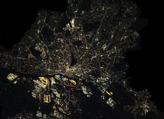 Retter der Dunkelheit Hamburg von oben, aufgenommen auf der ISS.