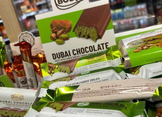 Schokolade für Konsum-Maskottchen Mittlerweile ist Dubai Schokolade auch für knapp 7 Euro pro Riegel in deutschen Supermärkten zu finden. Foto: Lara Kitzinger
