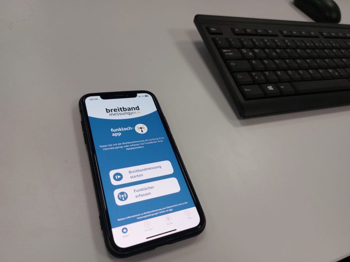 Die App zur Breitbandmessung der Bundesnetzagentur in der Mobilfunk-Messwoche Foto: Hendrik Heiermann