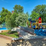 Spielplatz bei Sonne