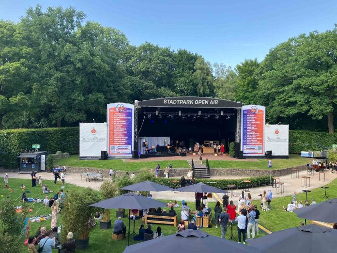 Hamburger Stadtpark-Open-Air feiert 50-jähriges Bestehen Die Jubiläumsfeier an der Freiluftbühne im Hamburger Stadtpark