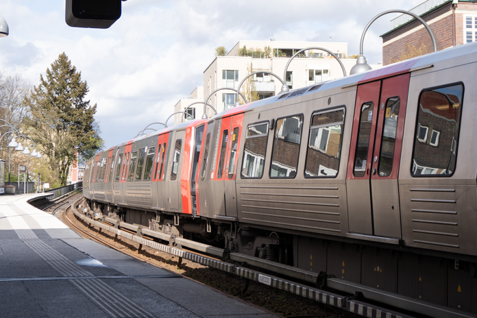 U-Bahn der HVV als Symbolbild fürs Bettelverbot.