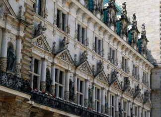 Veteranentag löst Debatte über Abrüstung aus Veteranentag hat kontroverses Nachspiel in Bürgerschaft