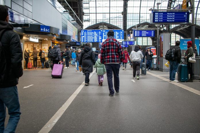 Ein Weg im Hamburger Hauptbahnhof.