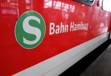 Neue S-Bahnlinie S7 fährt ab Sonntag Seitenansicht einer Hamburger S-Bahn mit dem Logo der Hamburger S-Bahn.