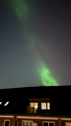 Gegen viertel nach zehn waren die gr&uuml;nen Polarlichter besonders hell, wie hier in Eppendorf. Foto: Nike Moser
