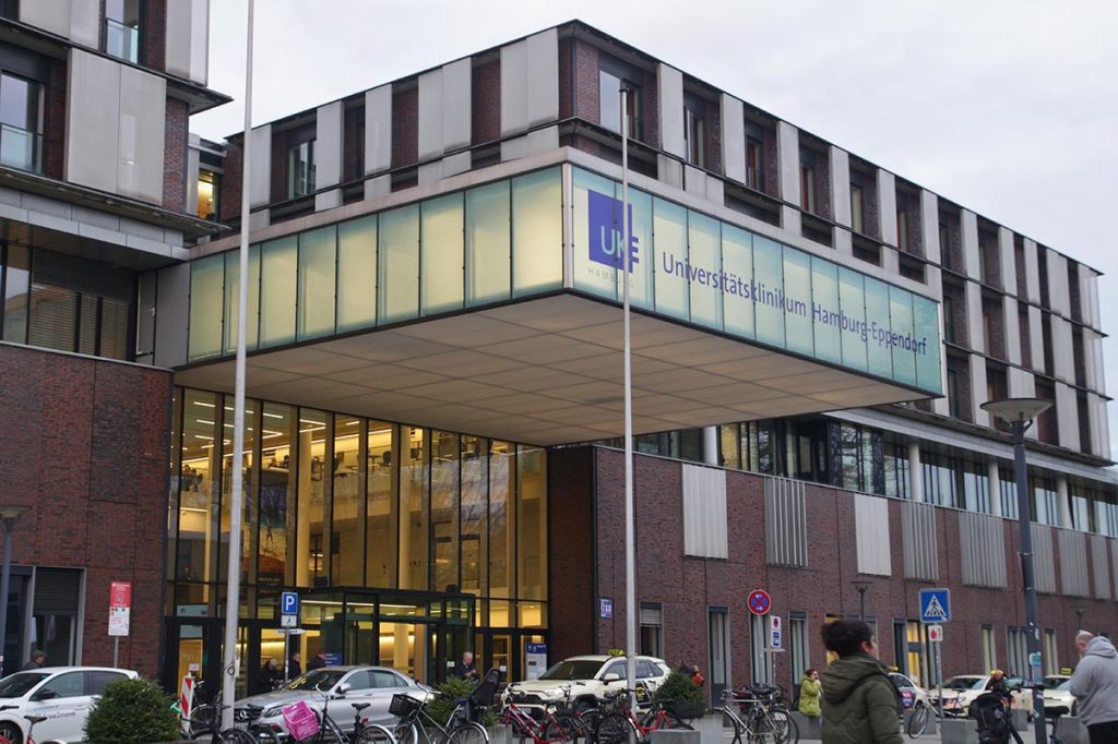 Bild 1: Das Universitätsklinikum Hamburg-Eppendorf (UKE): Zu Hause des Elder Bots - Foto: Yasmin Yildiz