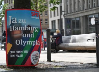 Großes Ungleichgewicht: So viel kosteten die Olympia-Kampagnen Ein Werbeplakat von der SPD zum Olympia-Referendum hängt in der Hamburger Innenstadt. Zu lesen ist: Ja zu Hamburg und Olympia.