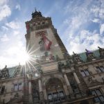 Bürgerschaft hat für Verfassungsschutz-Check abgestimmt Foto vom Hamburger Rathaus