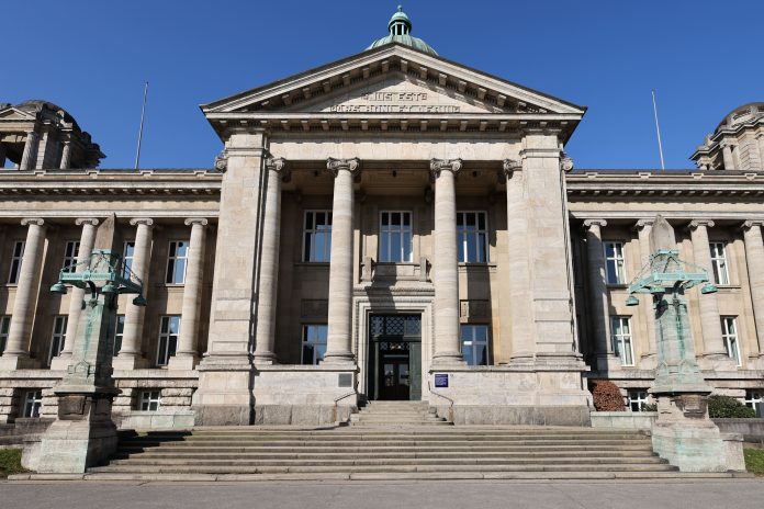 Das Gebäude des Hanseatischen Oberlandesgerichts.