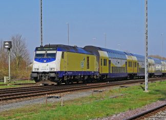 Wochenlang keine Regionalbahn zwischen Hauptbahnhof und Harburg Regionalbahn nach Hamburg Hbf auf Bahngleisen