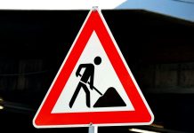 A1 Sperrung nach Sensorsystem-Installation freigegeben Baustellenschild. Quelle: